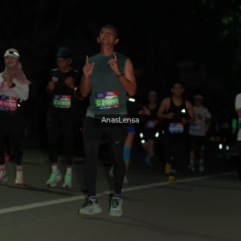 Runner Photo 3687302