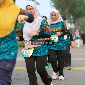 Runner Photo 3687336