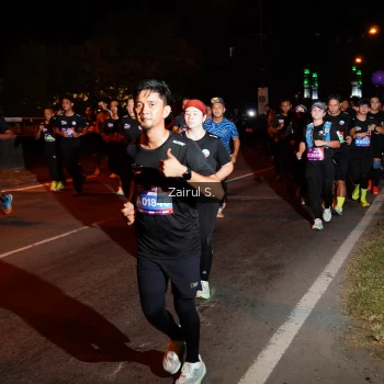 Runner Photo 3687356