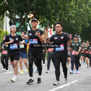 Runner Photo 3687397