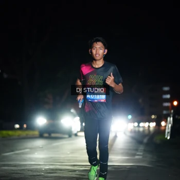 Runner Photo 3687475