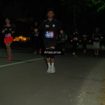 Runner Photo 3687566