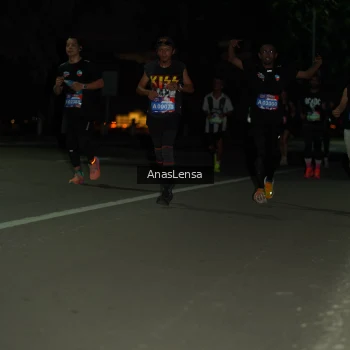Runner Photo 3687599