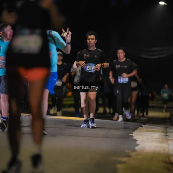 Runner Photo 3687600