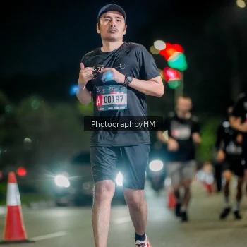 Runner Photo 3687604