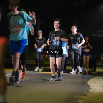 Runner Photo 3687606