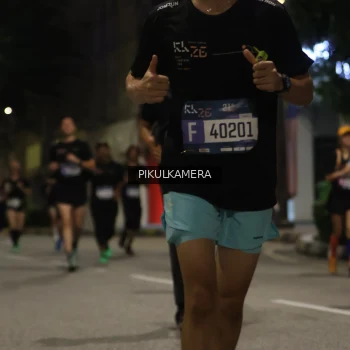 Runner Photo 3687632