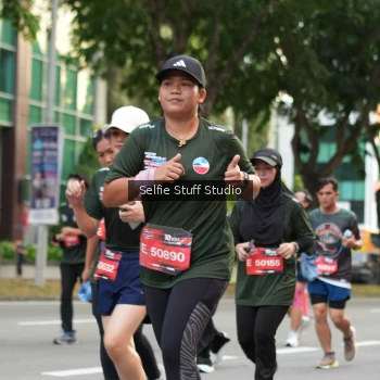 Runner Photo 3687677