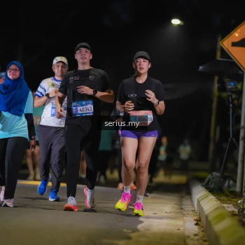 Runner Photo 3687690