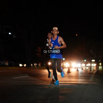 Runner Photo 3687775