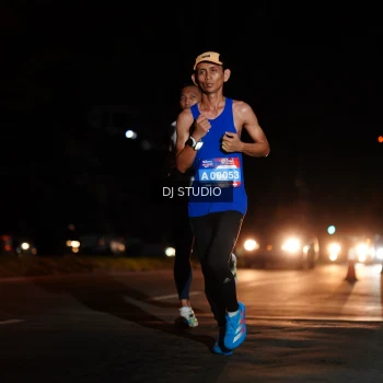 Runner Photo 3687812