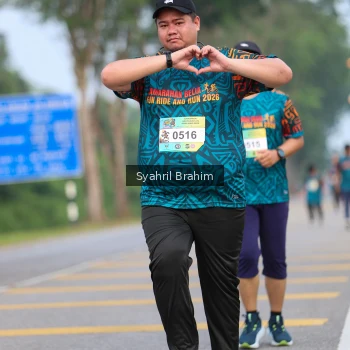 Runner Photo 3687823