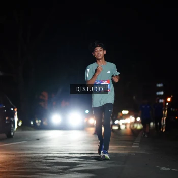 Runner Photo 3687855