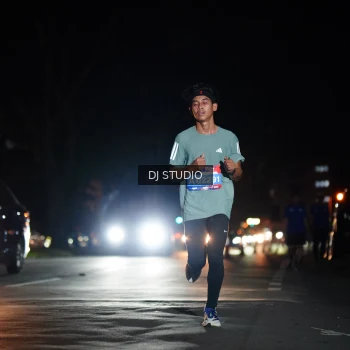 Runner Photo 3687871