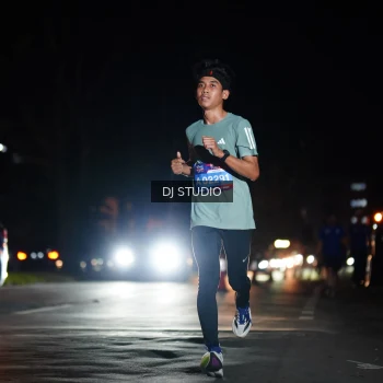 Runner Photo 3687897
