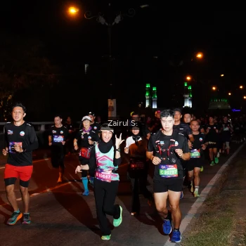 Runner Photo 3687898