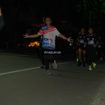 Runner Photo 3687913