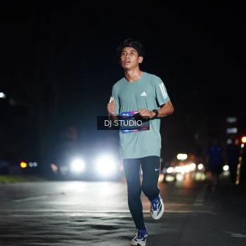 Runner Photo 3687915