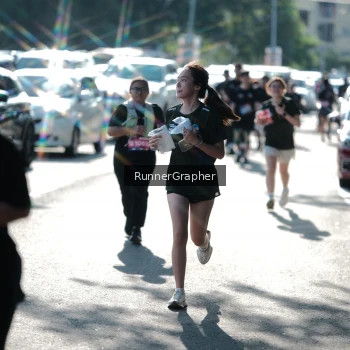 Runner Photo 3687916