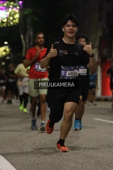 Runner Photo 3688042