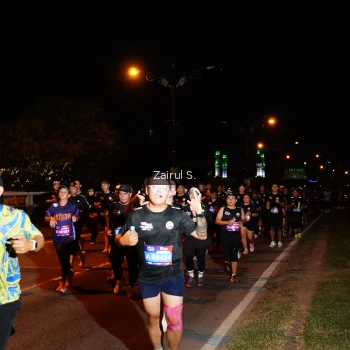 Runner Photo 3688071