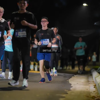 Runner Photo 3688090