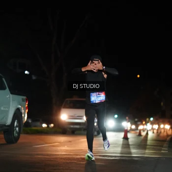 Runner Photo 3688155