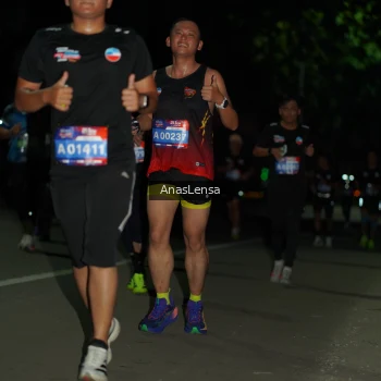 Runner Photo 3688158