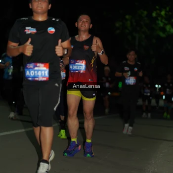 Runner Photo 3688163