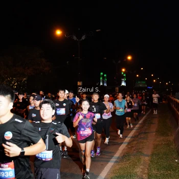 Runner Photo 3688216