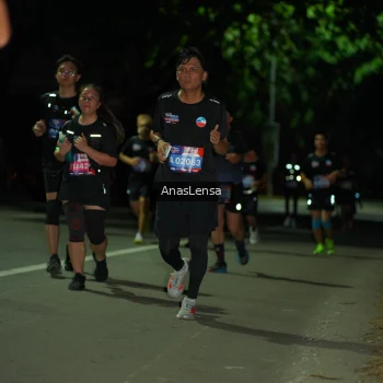 Runner Photo 3688310