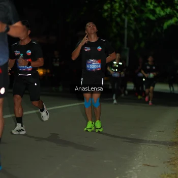 Runner Photo 3688330