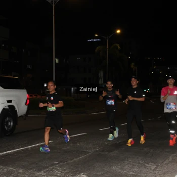 Runner Photo 3688402