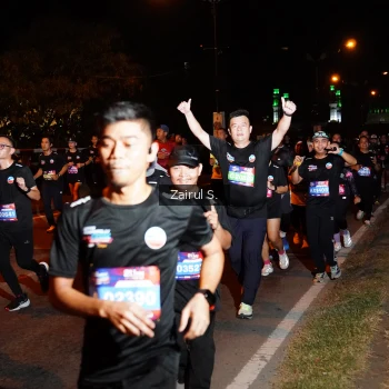Runner Photo 3688476