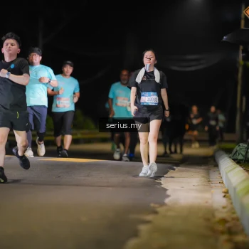 Runner Photo 3688496