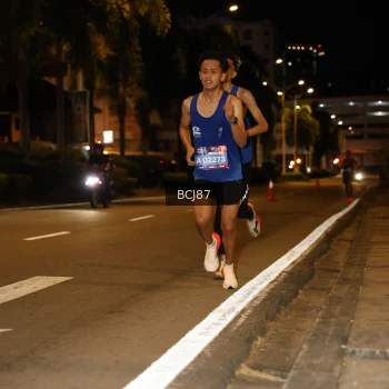 Runner Photo 3688665