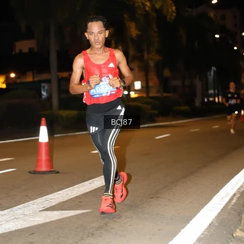 Runner Photo 3688789
