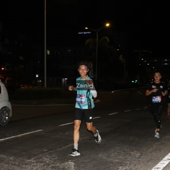Runner Photo 3688893