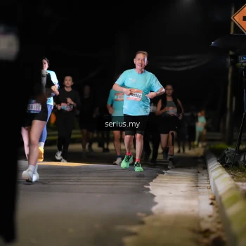 Runner Photo 3688898