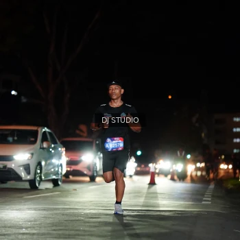 Runner Photo 3689001