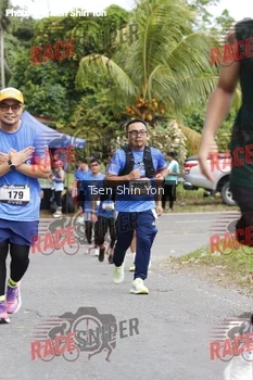 Runner Photo 368943