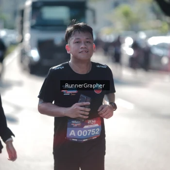 Runner Photo 3689685