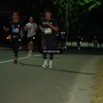 Runner Photo 3690054
