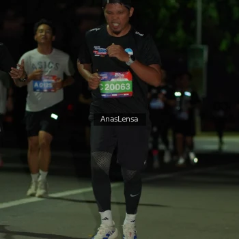 Runner Photo 3690078