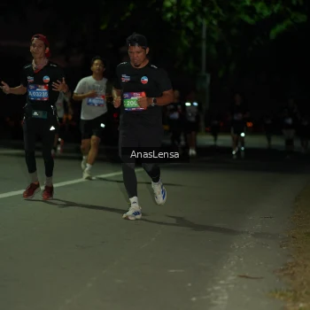Runner Photo 3690090