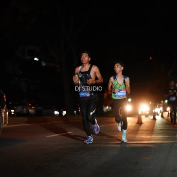 Runner Photo 3690109