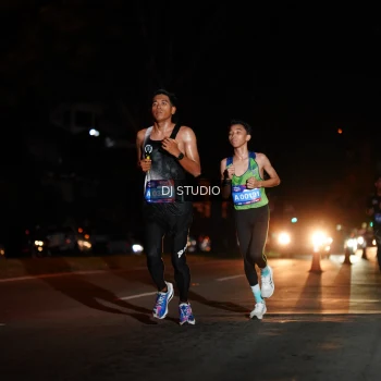 Runner Photo 3690117