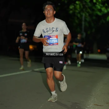 Runner Photo 3690124