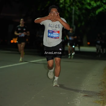 Runner Photo 3690126