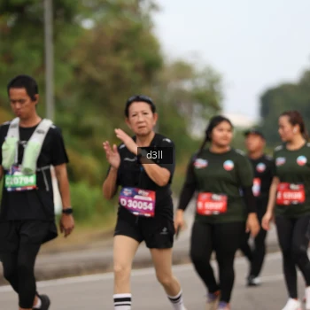 Runner Photo 3690135